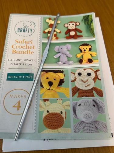 Crafty safari crochet - safari,