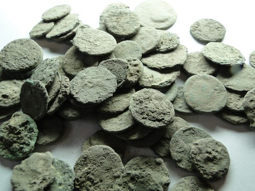 Encrusted ancient roman - 5,