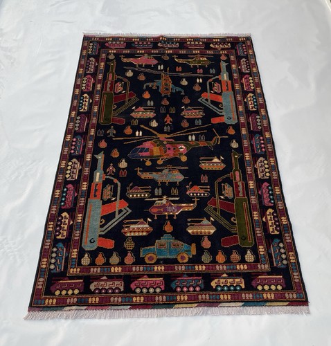 686 war rug - #686.,