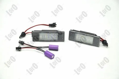 Licence plate light fits - light,