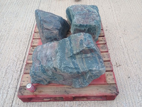 Large granite garden - large, rocks