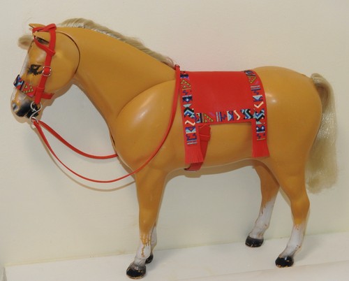 Scale red leather indian - red,