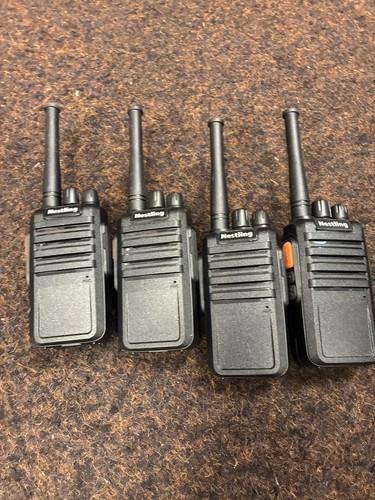 Nestling walkie talkie - x, m4