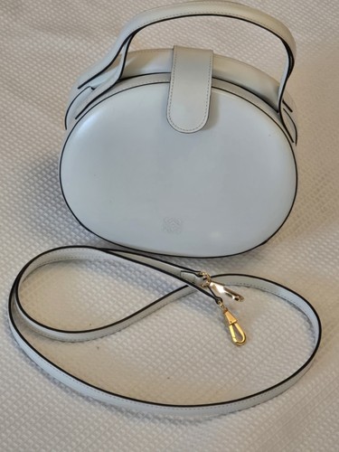 Rare vintage loewe white round - rare,