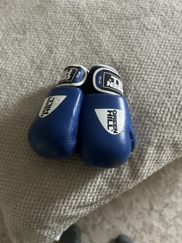 Green hill boxing - glove, tiger