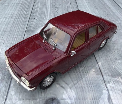 Polistil peugeot 504 saloon - peugeot,