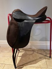 Albion Lux Dressage Saddle