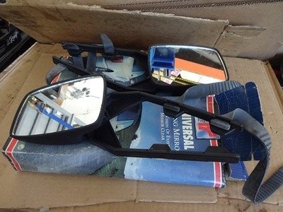 Car towing mirror pair off