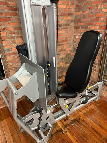 Cybex vr3 seated leg press - cybex,