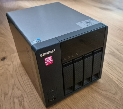 Qnap 469l with 4x3tb - qnap,