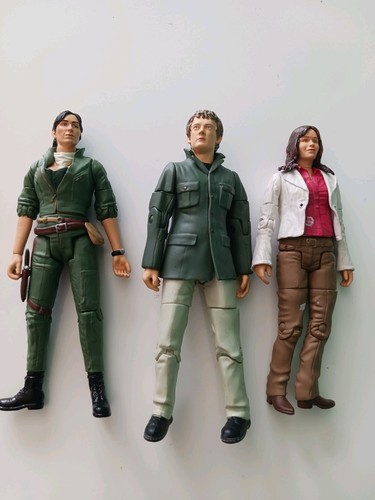 Bbc primeval figures bundle - bbc,