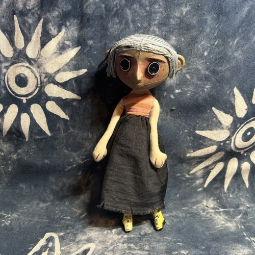 2018 neca laika - neca, coraline