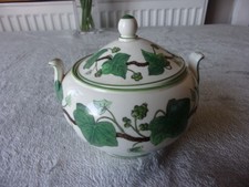 Wedgwood “ Napoleon Ivy “