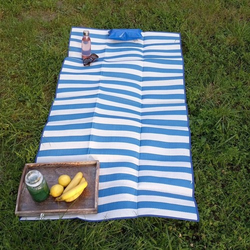 Folding beach mat with - folding,