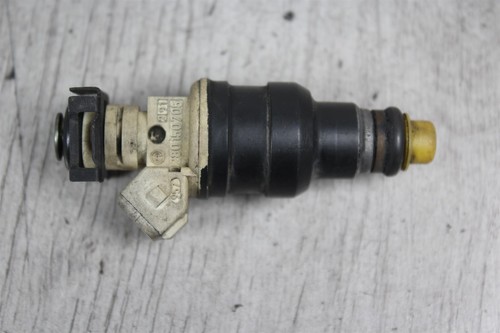 Injection nozzle injection