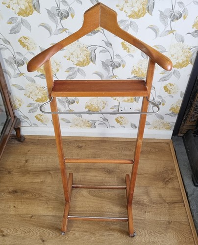 Vintage distressed wooden - vintage,