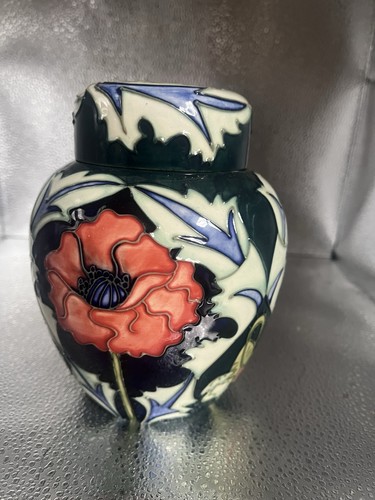Moorcroft lidded ginger - moorcroft, jar