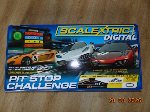 Scalextric digital pit - scalextric,