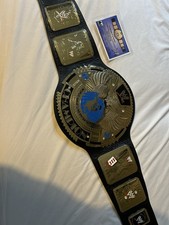 Deluxe Heavy Weight Winged