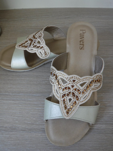 Pavers womens gold studded - pavers,
