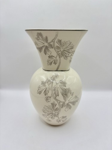 Wedgwood bluebell bone - bluebell, china