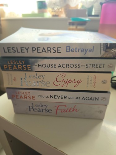 Lesley pearse job lot - lesley,