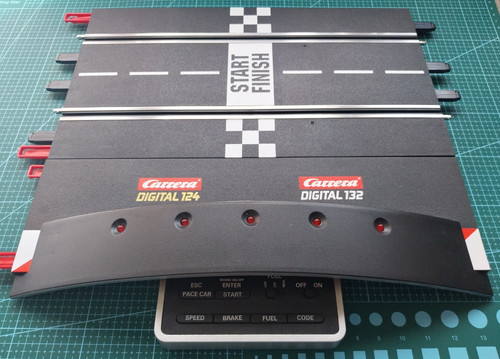 New carrera digital 1 24 - new,