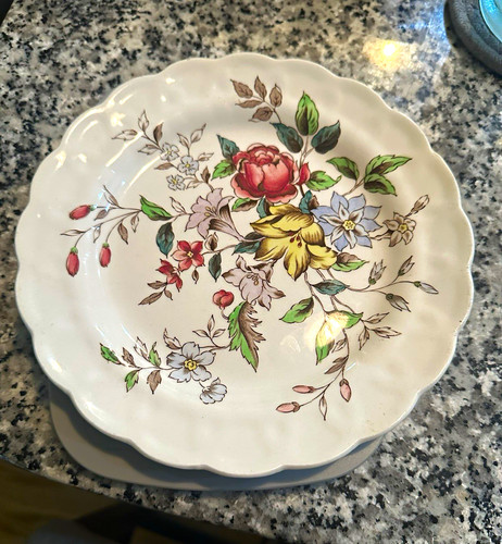 Vintage plates and - , bowls