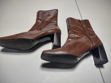 Vintage Michelle D Women's Leather Brown Boots - 7 1/2 M