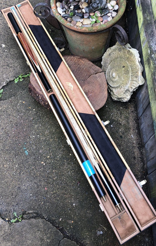 Snooker cue vintage - vintage, hand