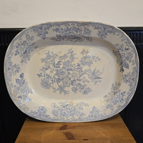 Unmarked blue white floral - &,