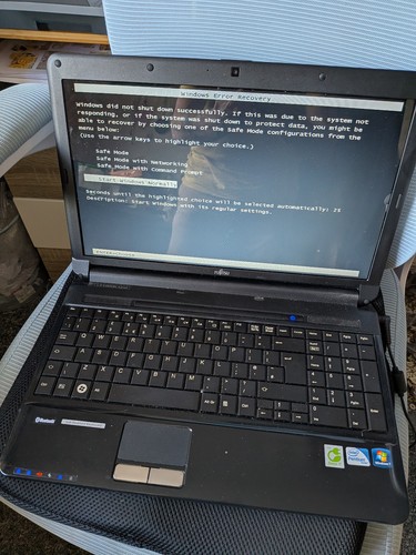 Fujitsu lifebook ah530 - fujitsu, laptop