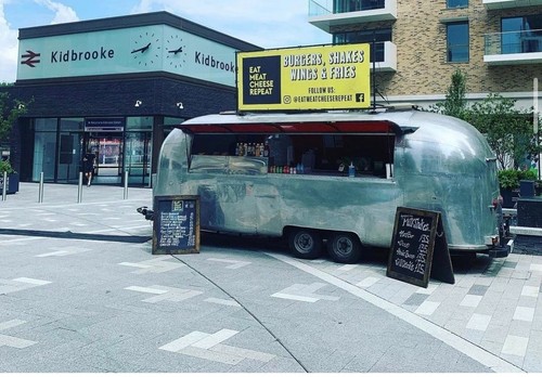 Airstream catering trailer - trailer,