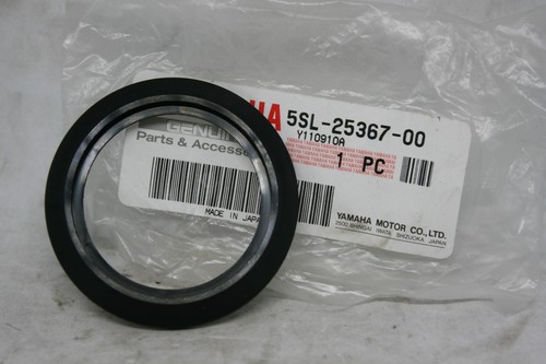 Rear hub dust seal - rear, yamaha