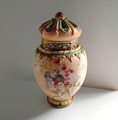 Royal worcester blush ivory - worcester,