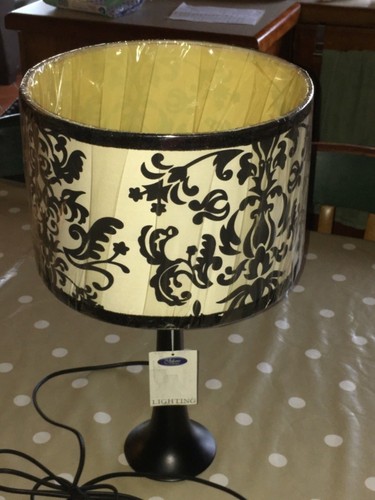 Black and cream floral lamp - black,