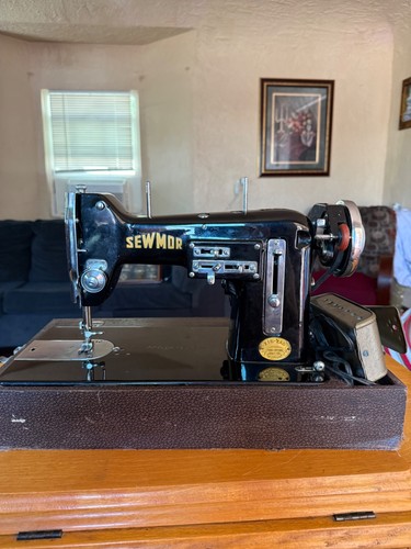 Serviced 1897 singer - singer, 27