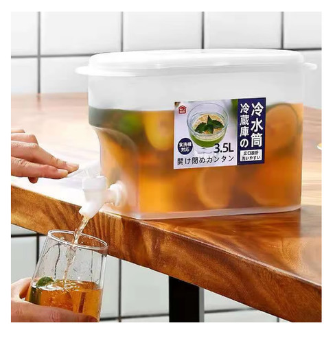 Jug with tap cold water - tap,