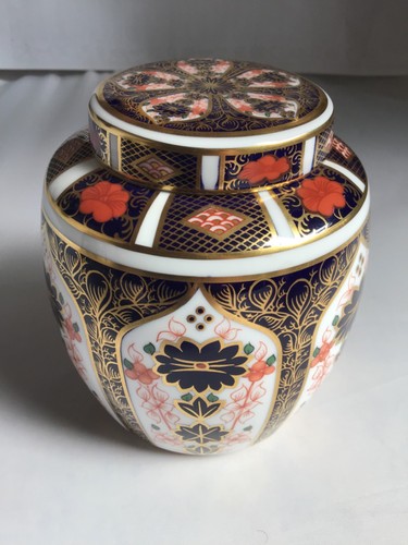 Royal crown derby - royal,