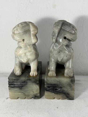 Foo dogs lions temple - fu,