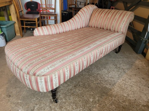 Antique chaise lounge - chaise,
