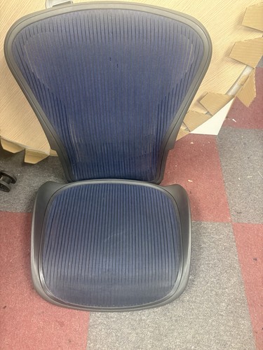 Herman miller aeron size - herman, b