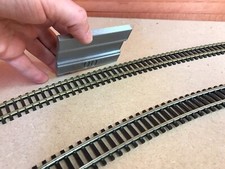 00 gauge track Curving tool
