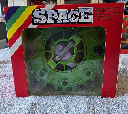Britains 9120 alien spaceship - britains,