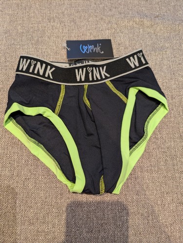 Dance pole costume - wear, wink