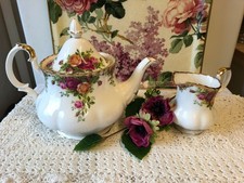Royal Albert Old Country Roses' Large China Tea Pot ' 2.5 Pints + Free Jug/ Mint