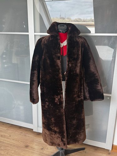 Women brown beaver fur - women’s,