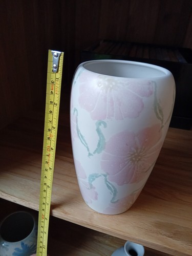 Lovely conwy pottery vase pink - lovely,