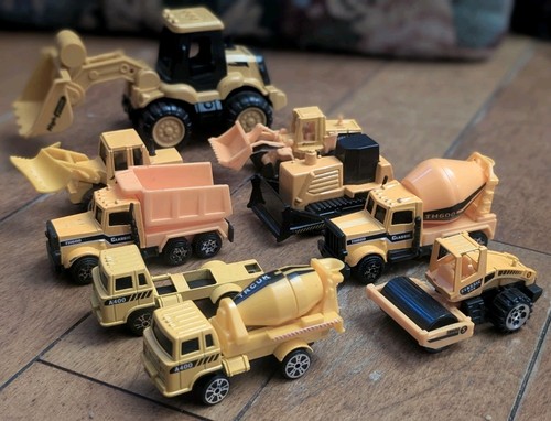 Diecast lot construction - 9,