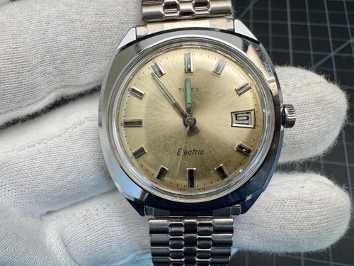 Vintage 1970 timex electric - vintage,